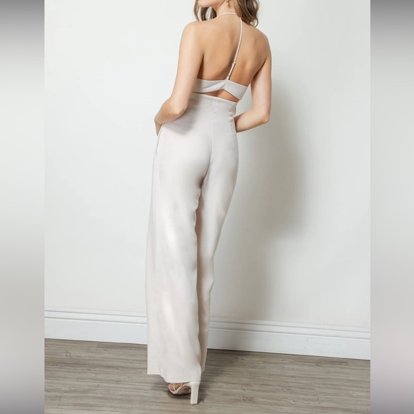 Line & Dot Leslie Jumpsuit Ecru - Picture 2 of 9